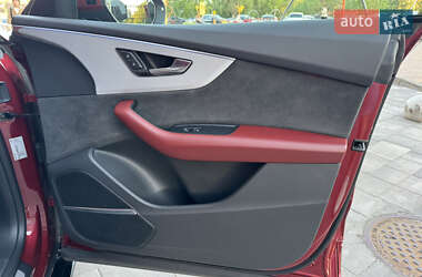 Позашляховик / Кросовер Audi SQ8 2021 в 