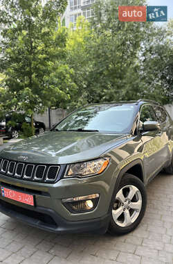 Позашляховик / Кросовер Jeep Compass 2018 в 