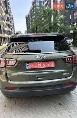 Позашляховик / Кросовер Jeep Compass 2018 в 