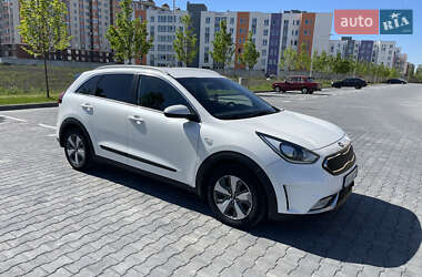 Внедорожник / Кроссовер Kia Niro 2018 в Киеве