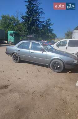 Седан Mazda 626 1987 в Львові