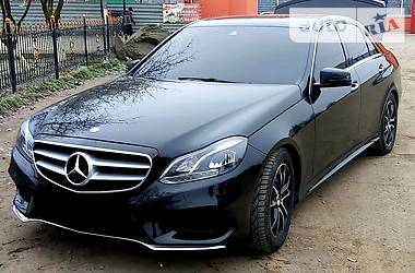 Седан Mercedes-Benz E-Class 2014 в Ужгороді