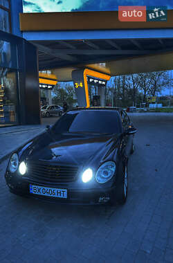 Седан Mercedes-Benz E-Class 2002 в Кам'янець-Подільському