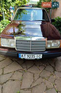 Седан Mercedes-Benz E-Class 1991 в Мукачевому