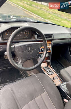 Універсал Mercedes-Benz E-Class 1995 в 