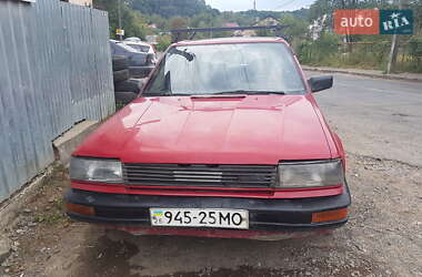 Універсал Nissan Bluebird 1987 в Чернівцях
