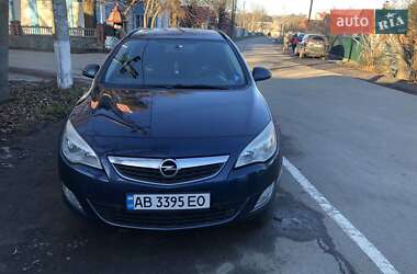 Універсал Opel Astra 2011 в Літині