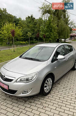 Хетчбек Opel Astra 2010 в Львові