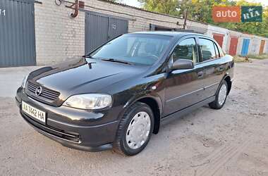 Седан Opel Astra 2009 в Смеле