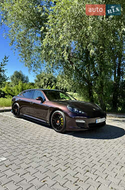 Фастбэк Porsche Panamera 2010 в Хмельницком