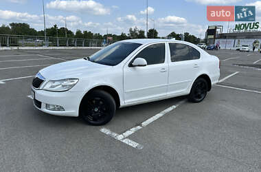 Лифтбек Skoda Octavia 2010 в 
