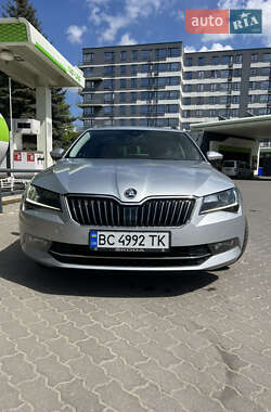 Універсал Skoda Superb 2016 в 