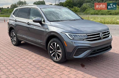 Позашляховик / Кросовер Volkswagen Tiguan 2022 в Рівному